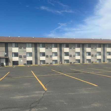 Super 8 By Wyndham Miles City Εξωτερικό φωτογραφία