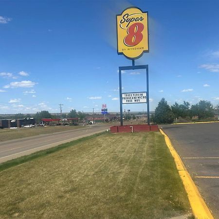 Super 8 By Wyndham Miles City Εξωτερικό φωτογραφία