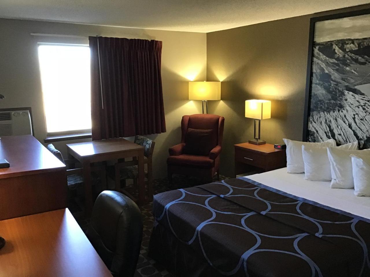 Super 8 By Wyndham Miles City Εξωτερικό φωτογραφία