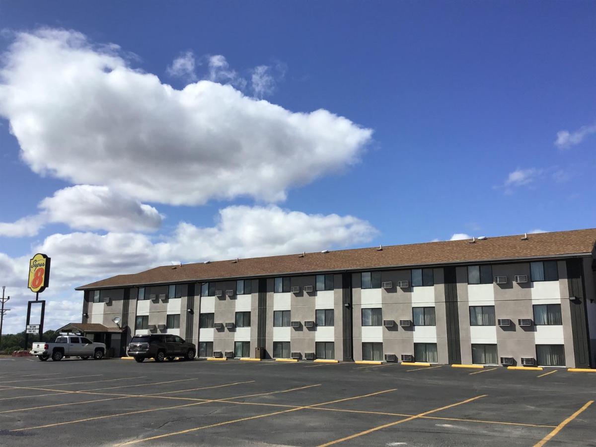 Super 8 By Wyndham Miles City Εξωτερικό φωτογραφία